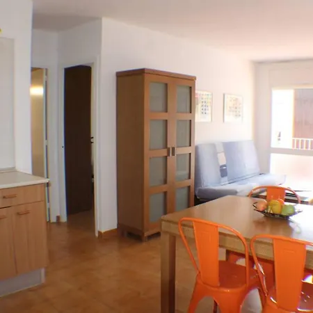 Apartment Agi Montserrat *
